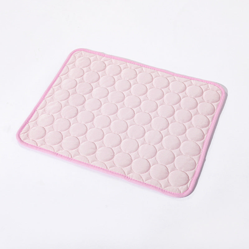 Tapis rafraîchissant pour animaux Zeboora - utilisé par un animal